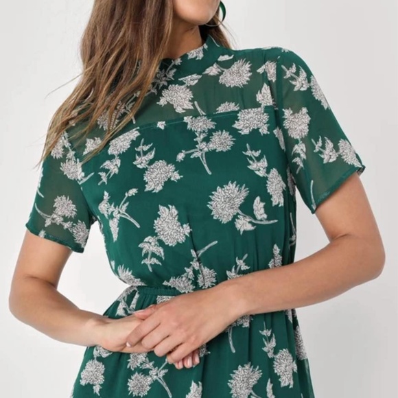 Lulus Green Floral Print MIDI Dress Size L (perfect wedding or events) - Picture 2 of 6